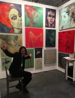 Follow Anne Maizianne on Select