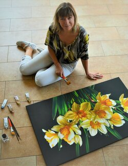 Follow Iryna Buivolova on Select