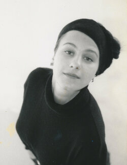 Follow Maria Moretti on Select