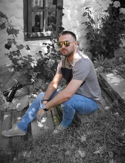 Follow Ivan Grozdanovski on Select