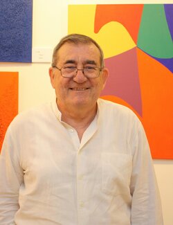 Follow Jose Maria Palacin Calvo on Select