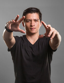Follow Carlos Pun on Select