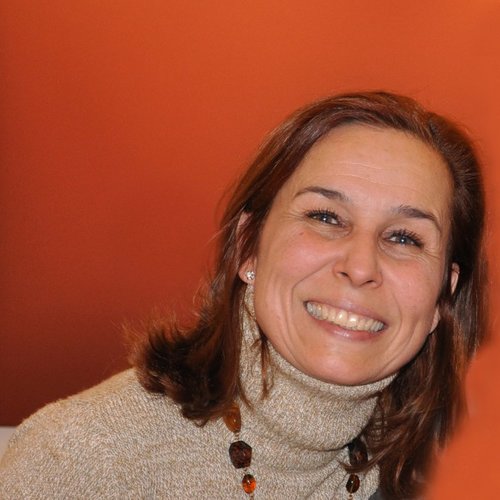 Follow Alejandra Repetto Escardó on Select