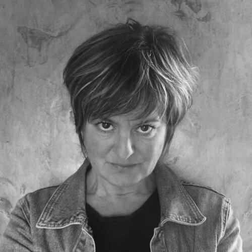 Follow Véronique Egloff on Select