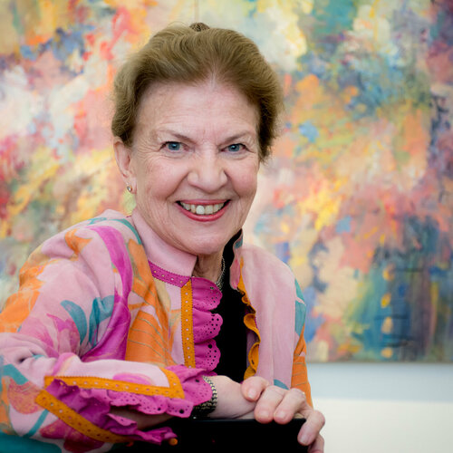 Follow Ernestine Tahedl on Select