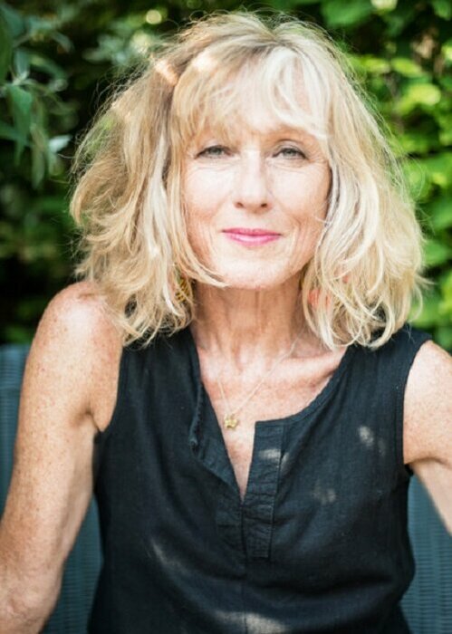 Karin Moorhouse on Select
