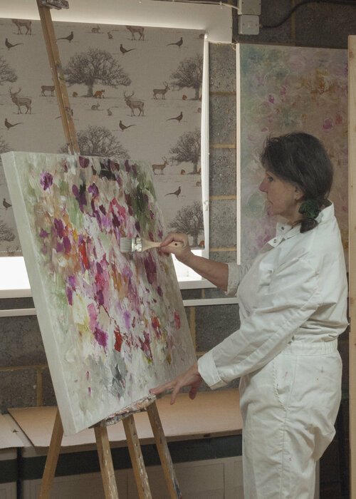 Davina Nicholas on Select