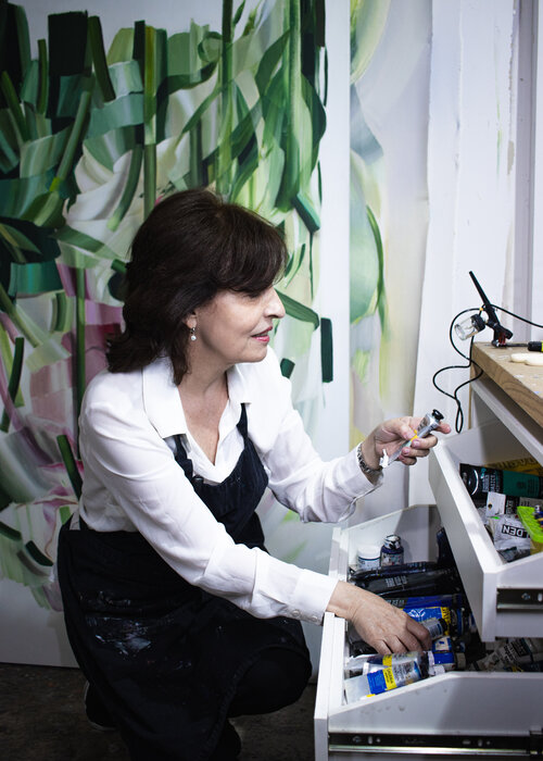 Laura Porcelli on Select