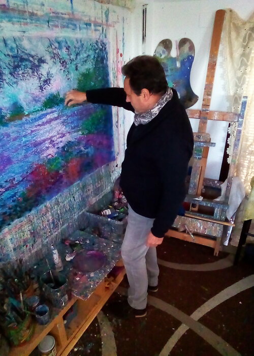 Andrés Rueda on Select