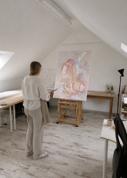 Judith Riemer on Select