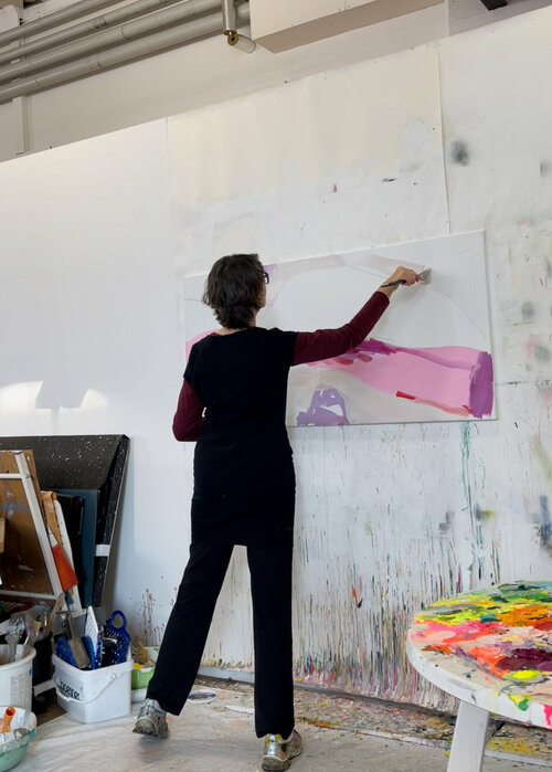 Susanne Hendricks on Select