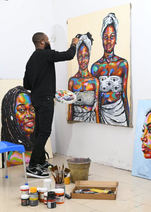 Damola Ayegbayo on Select