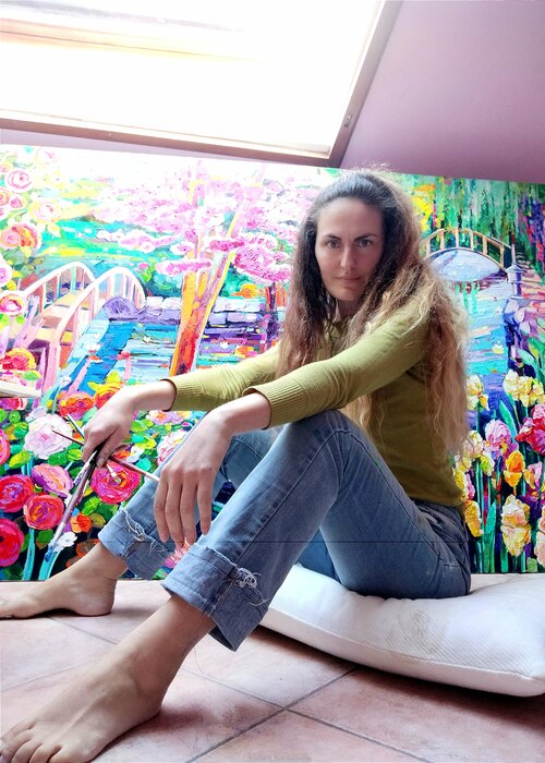Vanya Georgieva on Select