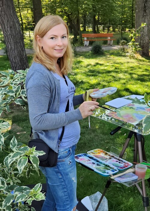 Olena Kolotova on Select