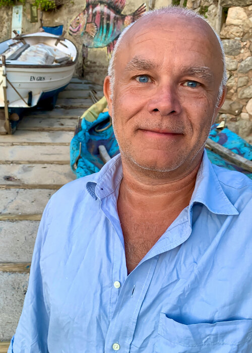 Markus Honerla on Select