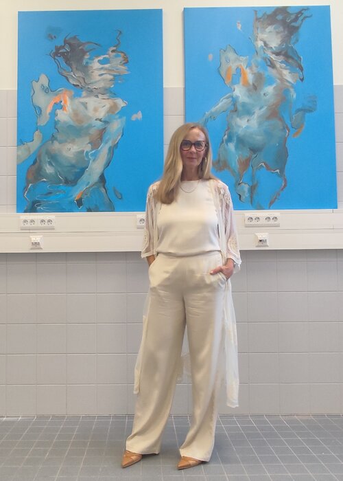 Petra Rader on Select