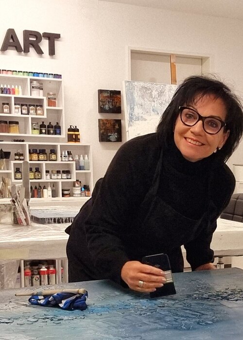 Brigitte Bieri on Select