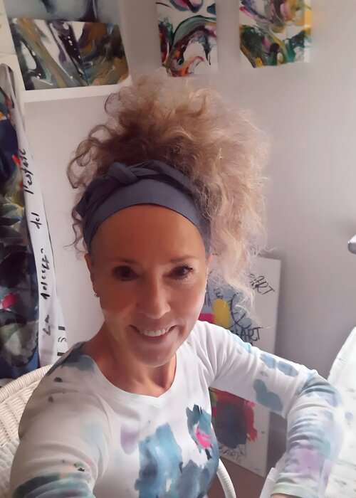 Kasia Jans on Select