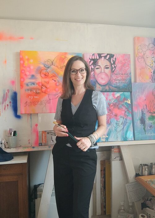 Saskia van Drunen on Select