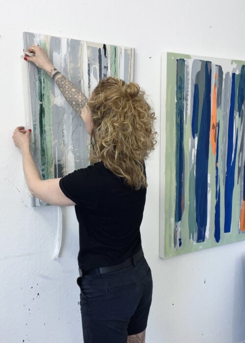 Katrin Neudeck on Select