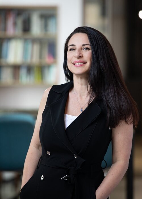 Sarah Chérif Gambin on Select