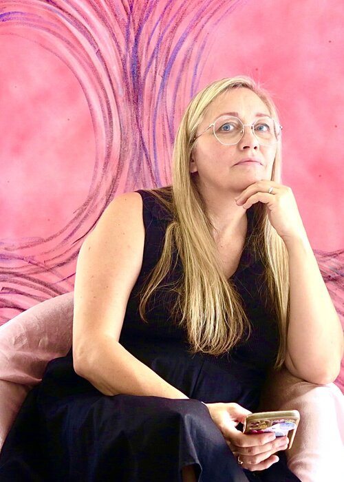 Anne-Sophie A Bettembourg auf Select