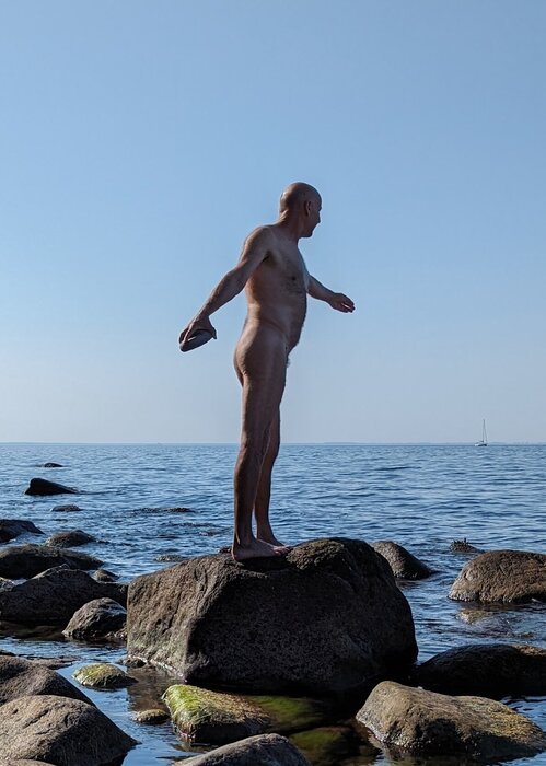 Sven Janotta on Select