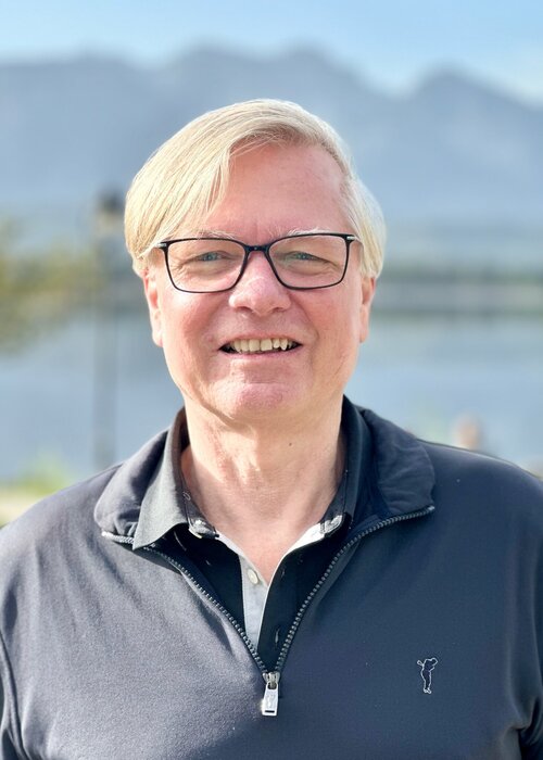 Wolfgang Stocker on Select