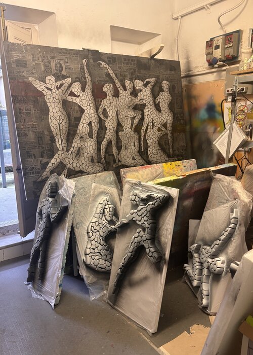 Simone Parri on Select