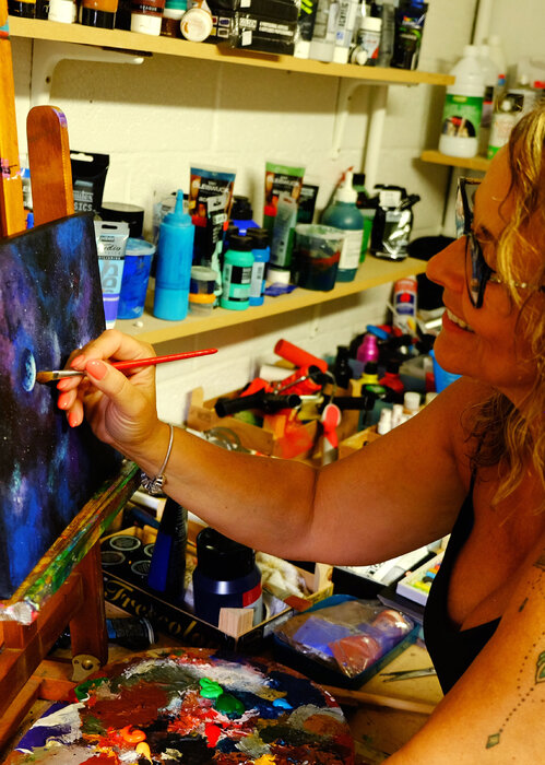 Isabelle Bouhon on Select