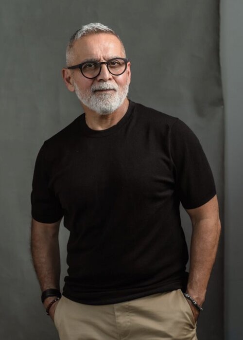 Raymundo Garza on Select