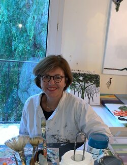 Follow Florence Maraine Bertrand on Select