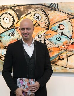 Follow Stefan Dimovski on Select
