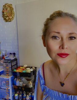 Folgen Sie Cinthya González Picazo auf Select