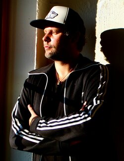 Follow Yannick Hamon on Select