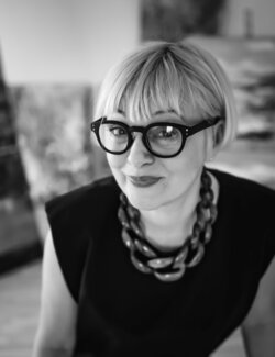 Follow Daria Podemska on Select