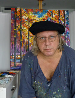 Follow Mirek Kuzniar on Select