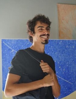 Follow Hugo Castilho on Select