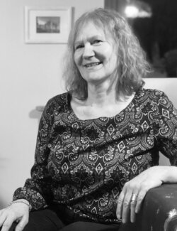 Follow Catherine LE ROUX on Select