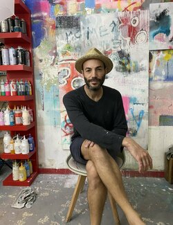 Follow Bruno Vázquez on Select