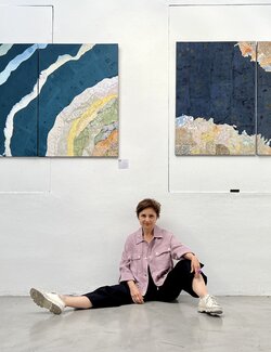 Follow Karin Schäfer on Select