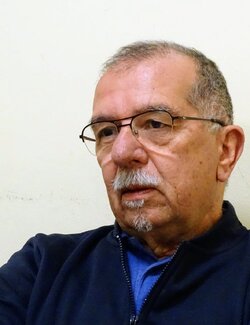 Follow Carlos Sánchez Maydana on Select