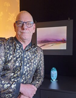 Follow Krister Björklund on Select