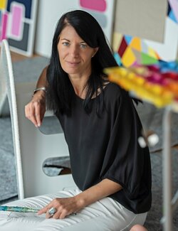 Follow Astrid Stoeppel on Select