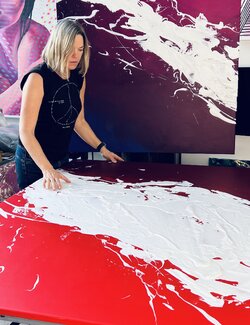 Follow Karin Doering on Select