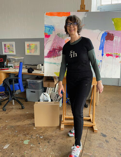 Follow Susanne Hendricks on Select