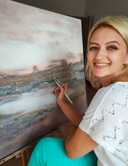 Follow Marina Okulova on Select