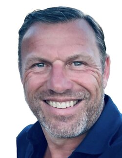Follow Herold Van den Berg on Select