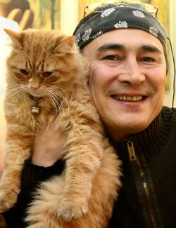 Follow Rakhmet Redzhepov on Select