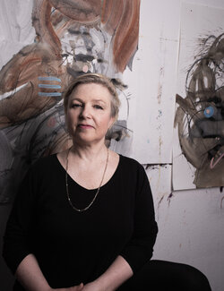 Follow Zsuzsa Klemm on Select